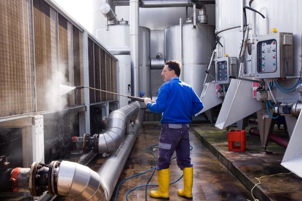 Cost of Industrial Pressure Washing in Provo