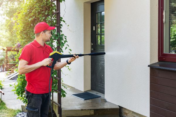 Cost of Building Exterior Cleaning in Provo