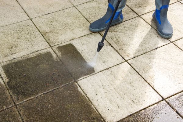 Cost of Outdoor Concrete Cleaning in Provo