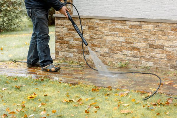 Cost of Residential Powerwashing in Provo